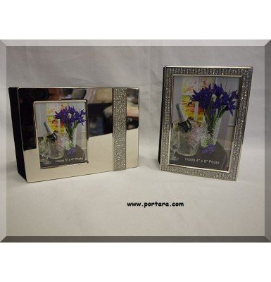 Striking Frame Photo Albums for Memories and Keepsakes