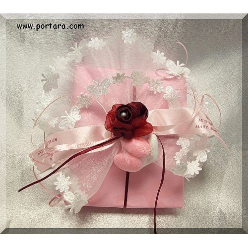 Burgundy with Pink Wrapping Idea