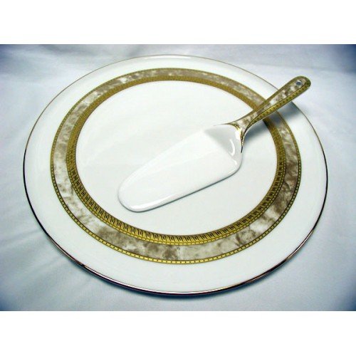 Cake Set with Classical Gold Design Border
