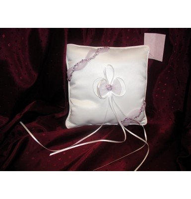 SIMPLY CHARMING RING PILLOW